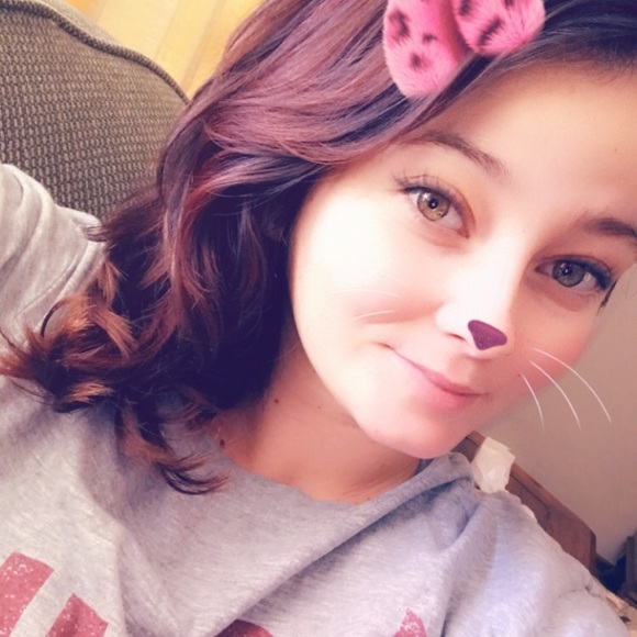 Meet your Posher, Vanessa - Picture 1 of 1